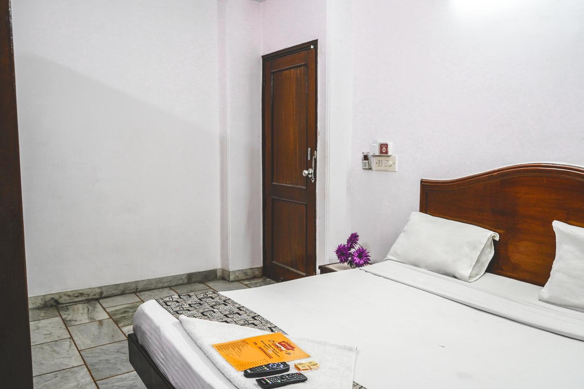 Hotel Iconic Residency - Ganga Ram Hospital New Delhi